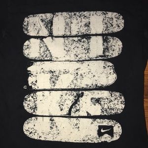 Nike Shirts - Men’s Nike SB Skateboarding T Shirt Medium 🔥 Nike Shirts - Men’s Nike SB Skateboarding T Shirt Medium 🔥